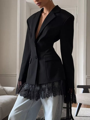 romantic blazer in black with notch lapel