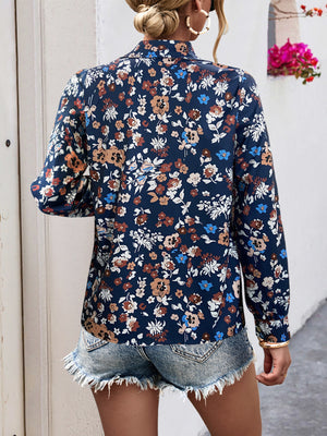 modern button-down shirt in Dark Blue with collared