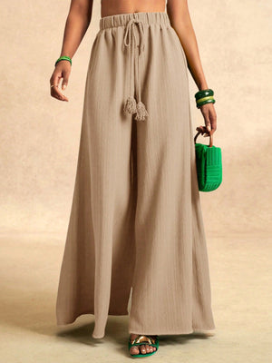 wide-leg pants in White with drawstring and full-length