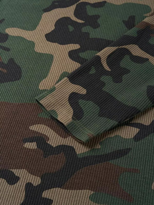 t-shirt in khaki with camo and waffle knit