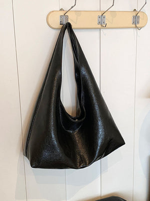 shoulder bag in black