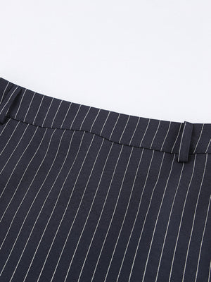 blazer in navy blue with tied and hip-length