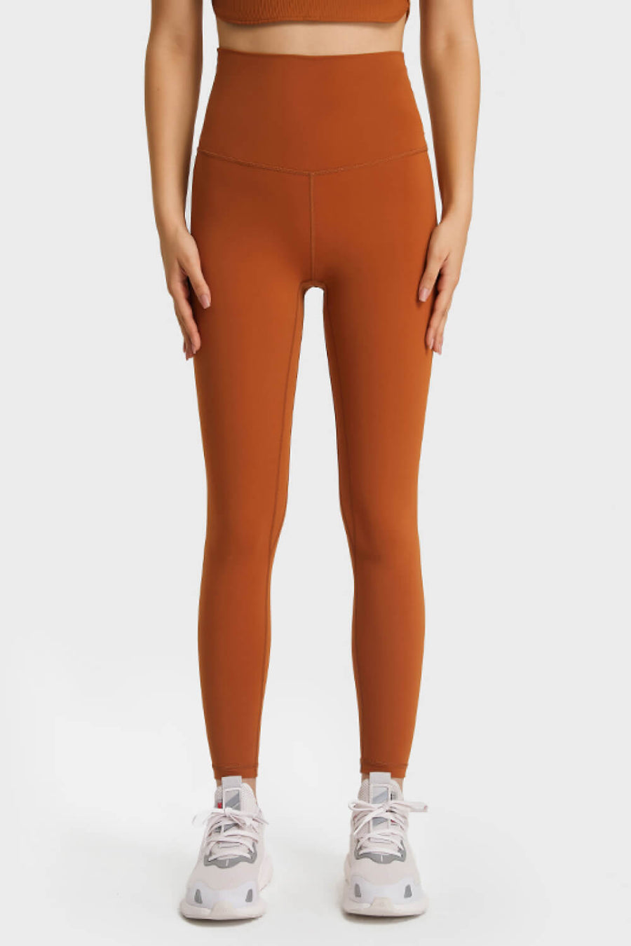 SoftLux high rise leggings in brown with a seamless V-waistband.