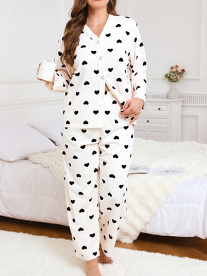 pajama set in red with heart-print and buttoned