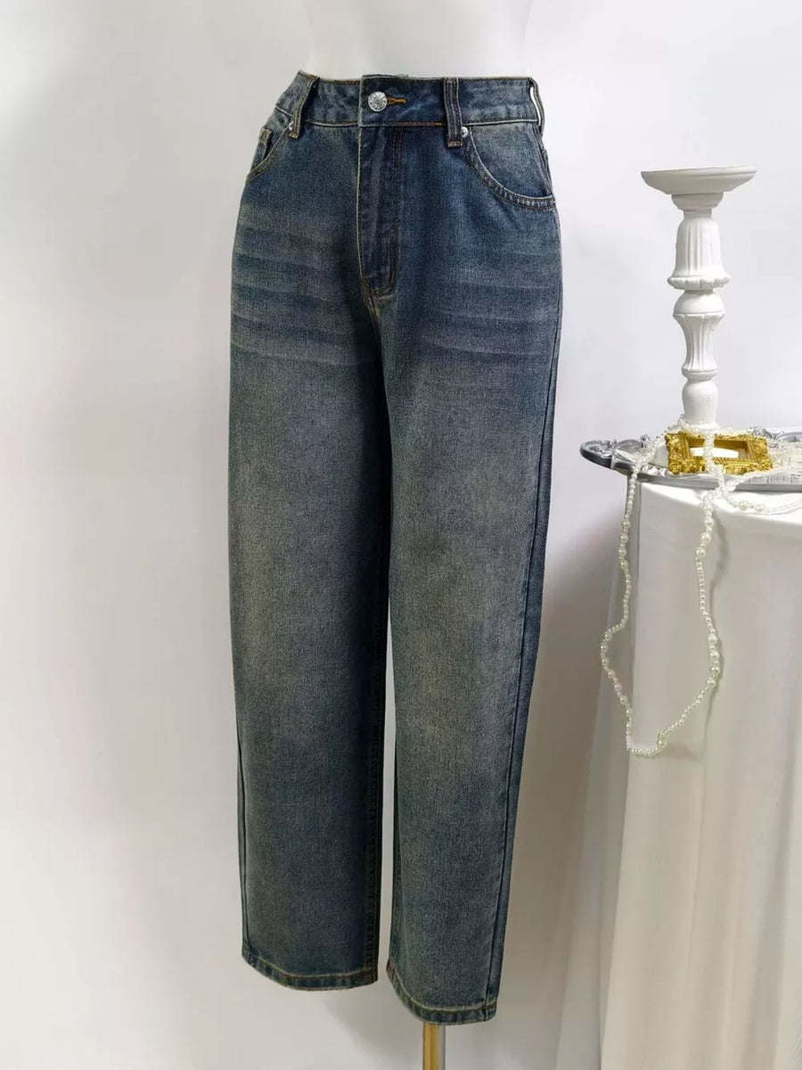 95% polyester, 5% elastane Care instructions: Machine wash cold straight jeans in dark wash blue with straight silhouette