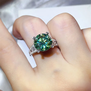 5 Carat Moissanite 925 Sterling Silver Ring in emerald green with large center stone
