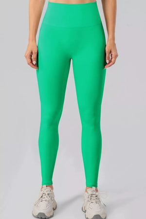 High-waisted Seamless Active Leggings in Cream with high-waisted