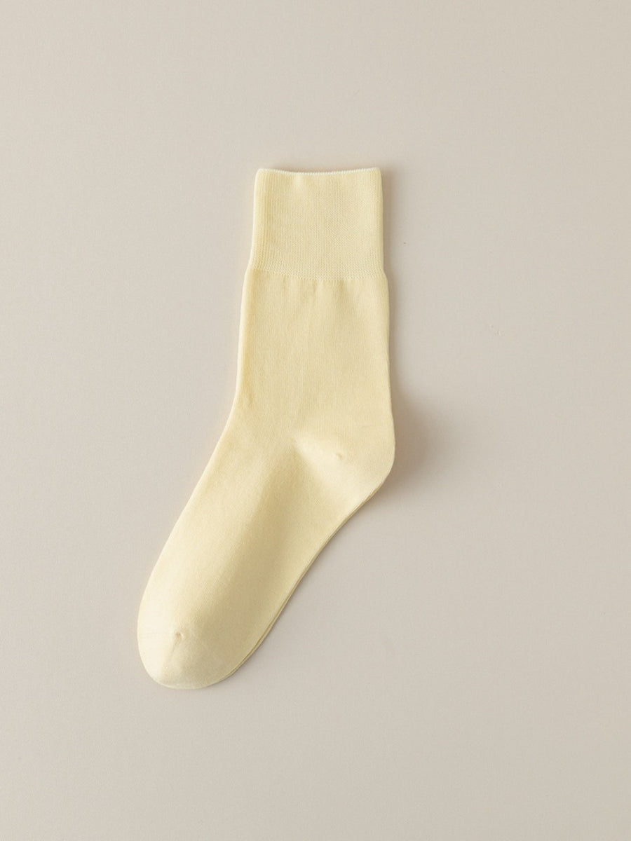 socks in Light Green with elastic cuff and ankle-length