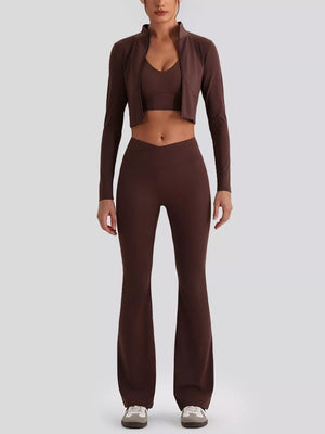 Cream fitted activewear set with v-neck
