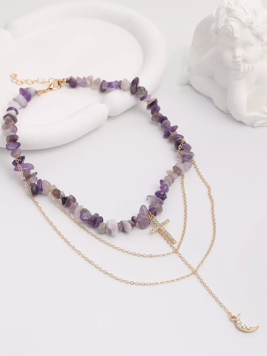 necklace in gold with layered and choker