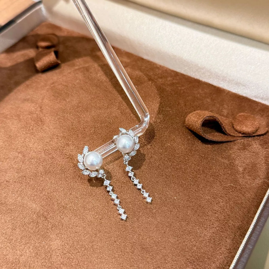 Synthetic Pearl,Alloy,925 silver needle,Zircon Care instructions: Avoid wearing earrings in silver with drop silhouette