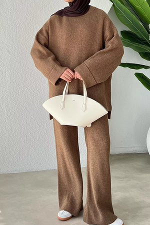 minimalist matching set in Taupe with crew neck