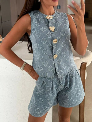 Blue vest with thigh-length and button-front