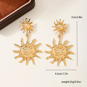 18k Gold-plated Sun Burst Drop Earrings in Gold