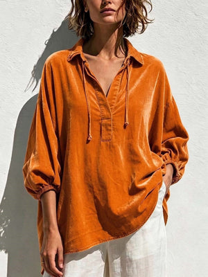 blouse in terracotta featuring collared and oversized fit