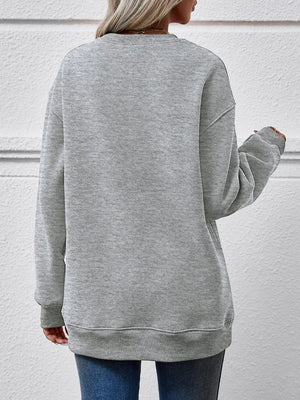 Grey polyester drop shoulder sweatshirt with crewneck and ribbed cuffs and hem.