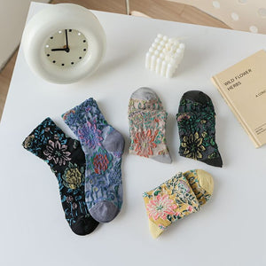 pink socks featuring jacquard knit and floral