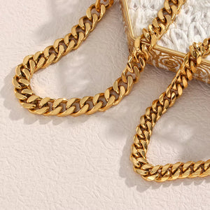 Gold necklace