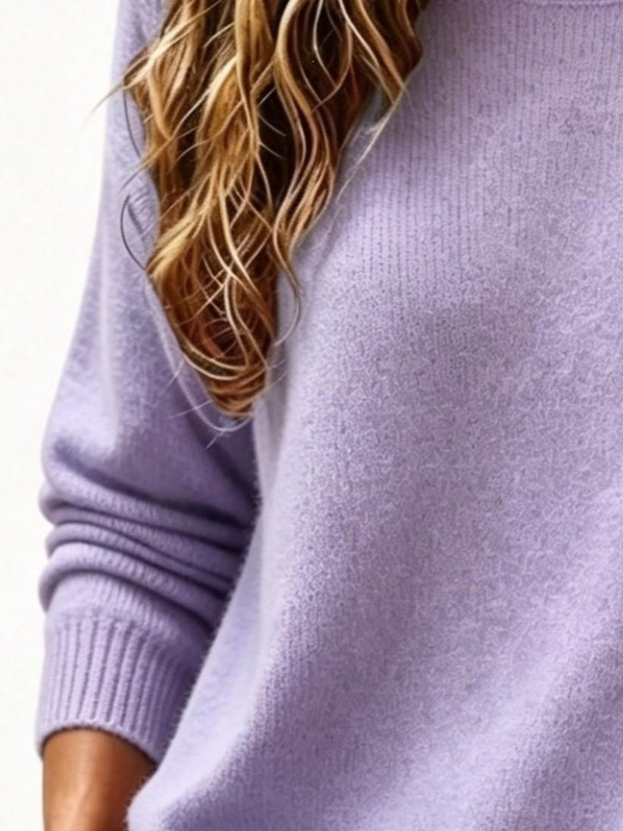 pullover sweater in Purple with round neck and long sleeve