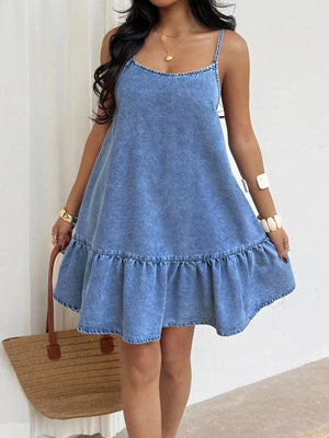 Casual Spaghetti Strap Ruffle Hem Denim Dress in Blue