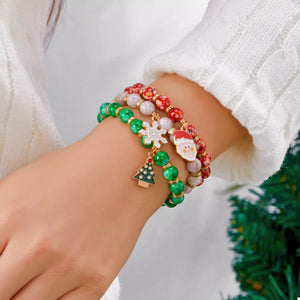 bracelet in green with marbled, solid, speckled and beaded