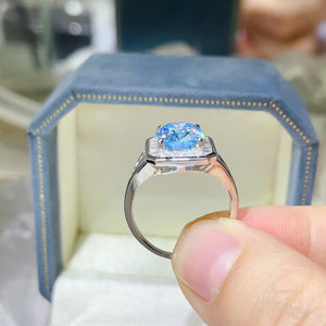 Platinum-Plated,925 sterling silver,Moissanite,Zircon (accent stones) Carat weig ring in Purple with boxy silhouette
