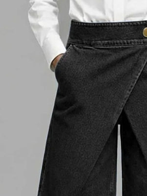 denim shorts in Dusty Blue with buttoned and bermuda
