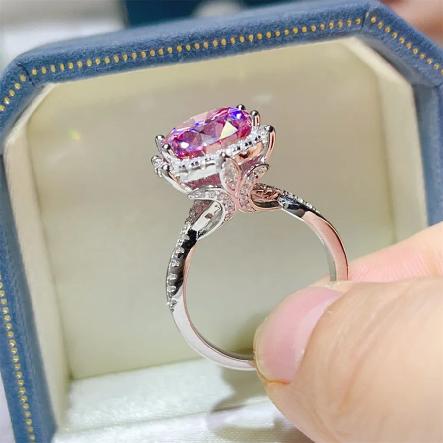 5 Carat Moissanite Halo Ring Platinum-plated 925 Silver in Blush Pink with halo setting