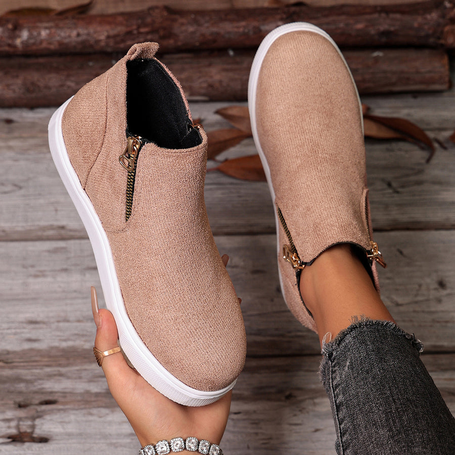 sneakers in Gray with side zipper and ankle-height