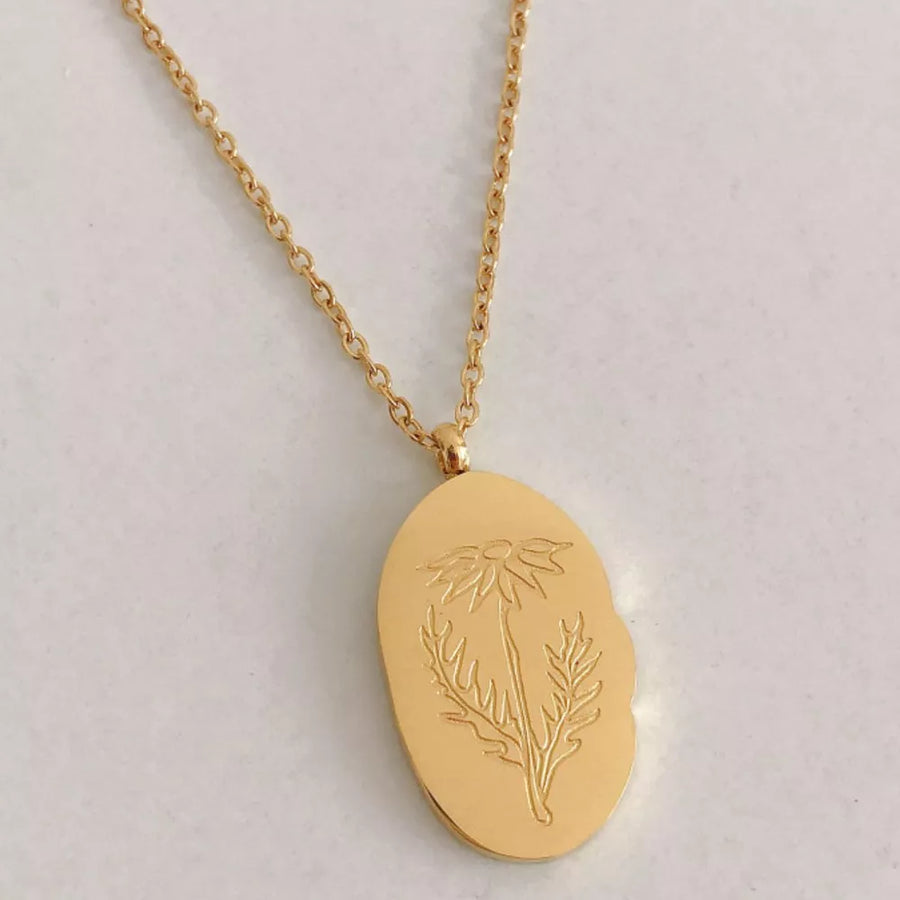 necklace in style three with engraved and choker