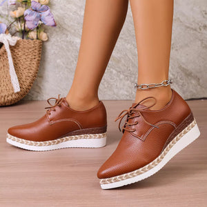 sneakers in White with point toe and not applicable