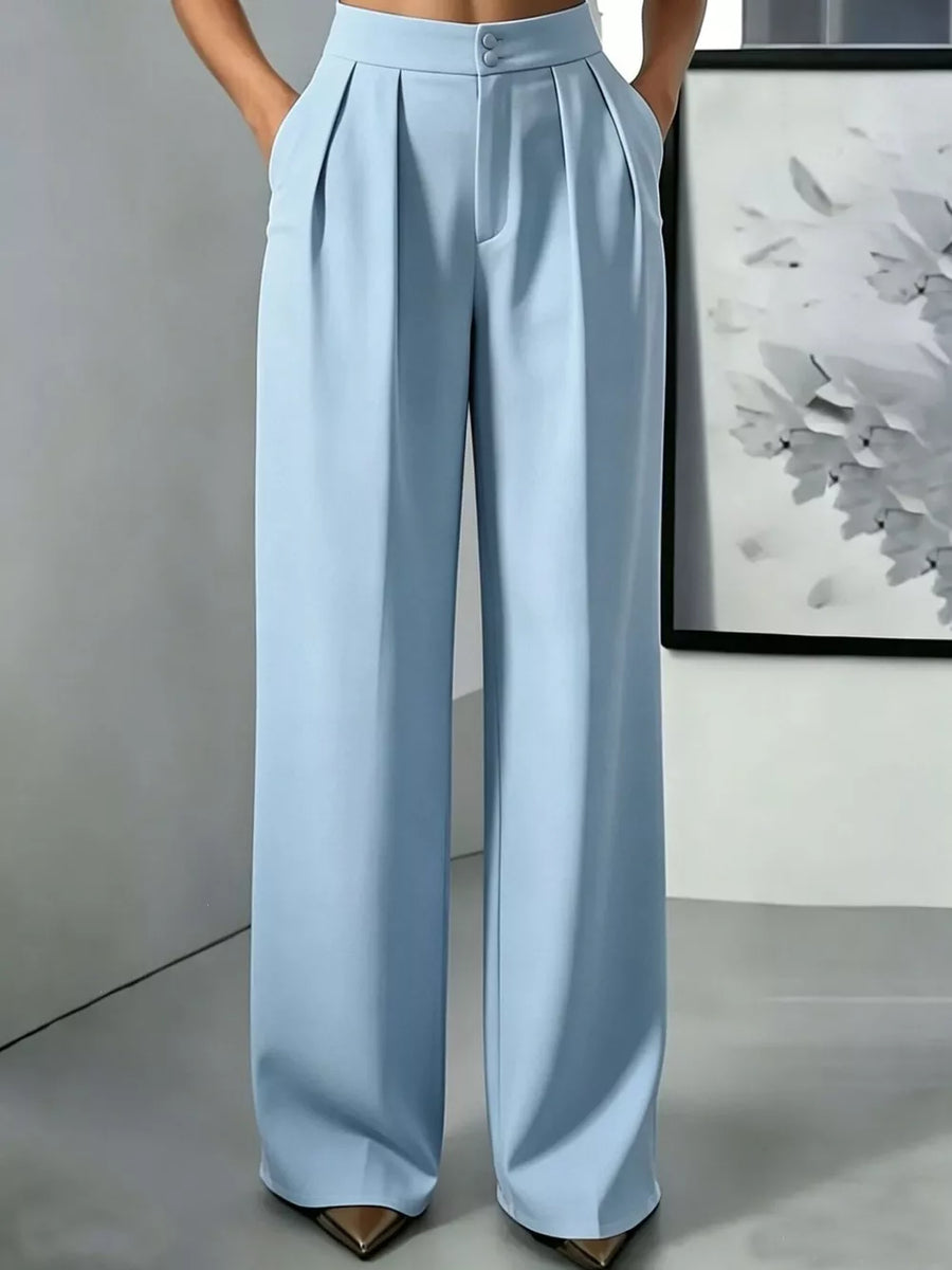 wide-leg pants in Black