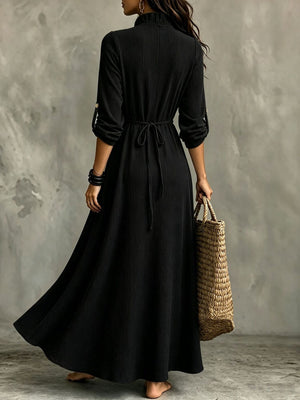 maxi dress in Black with ribbed and frill