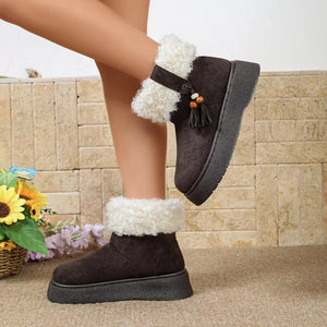 boots in Gray with round toe and ankle-length