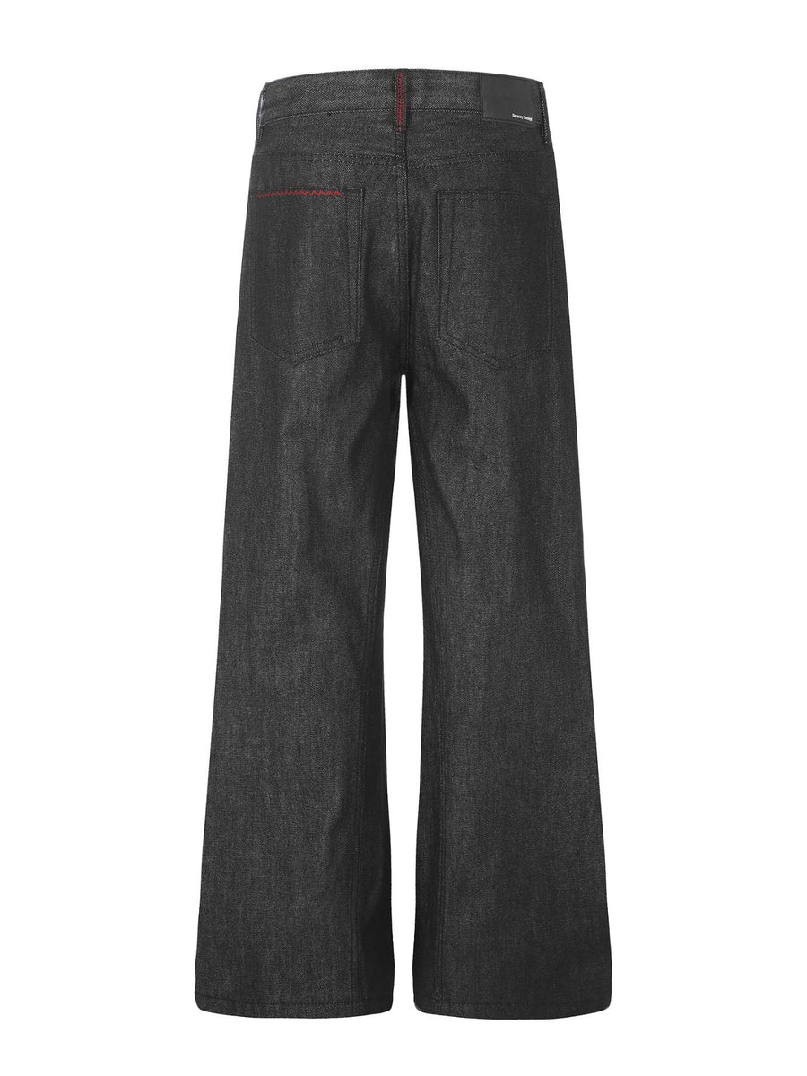 80% Cotton, 20% Polyester Care instructions: Machine wash cold flare jeans in Black with flared silhouette
