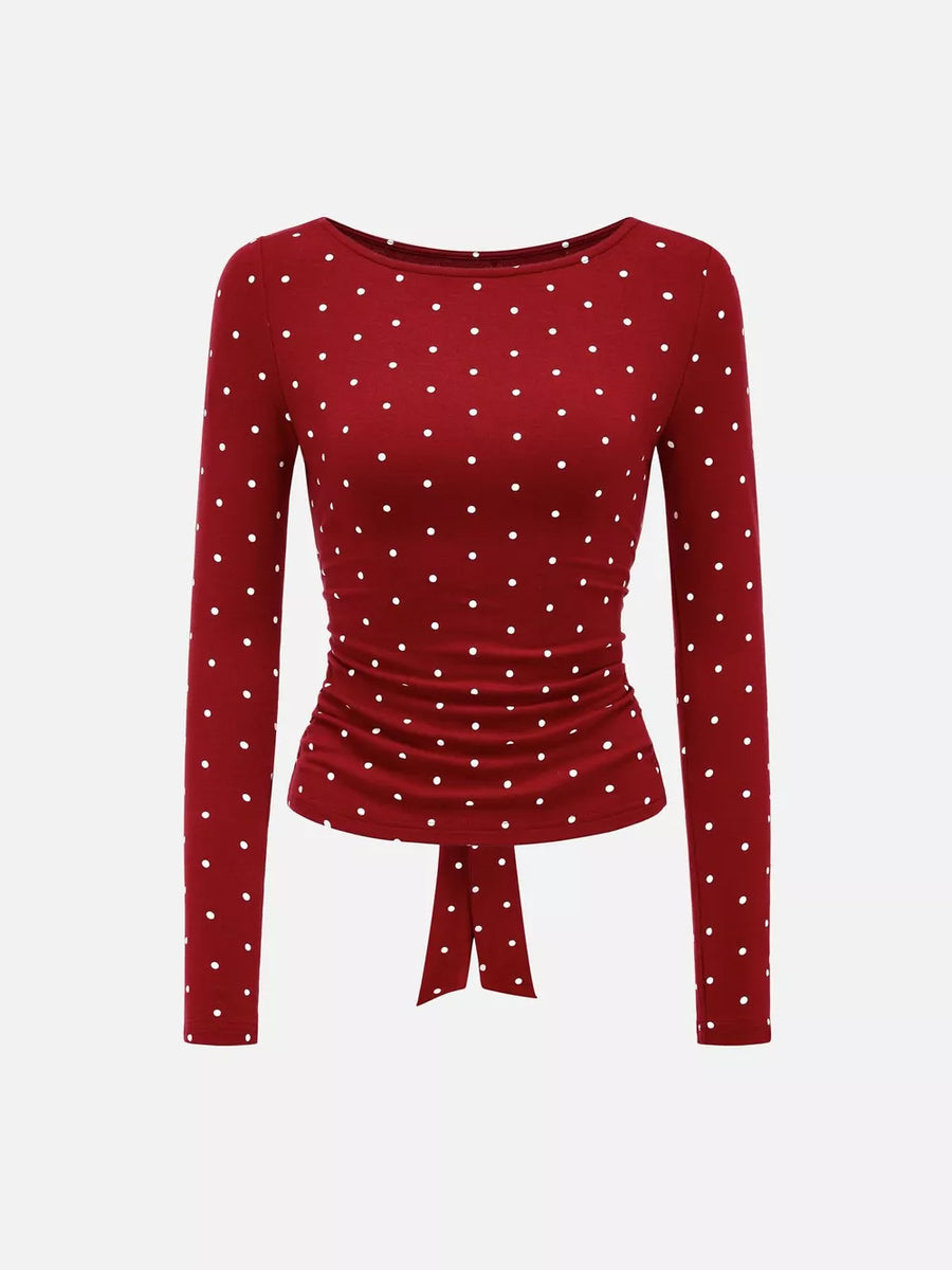 Red t-shirt with cropped and tie