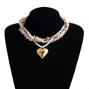 necklace in gold