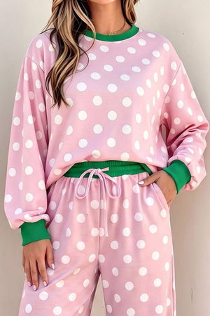 95% polyester, 5% elastane Care instructions: Machine wash cold pajama set in kelly green with relaxed silhouette