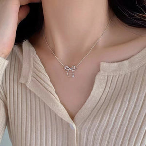 925 sterling silver,Zircon Care instructions: Avoid wearing during exercise, as necklace in Silver with straight silhouette