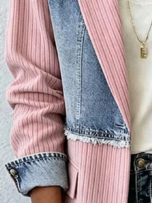 blazer in light blue with buttoned and hip-length