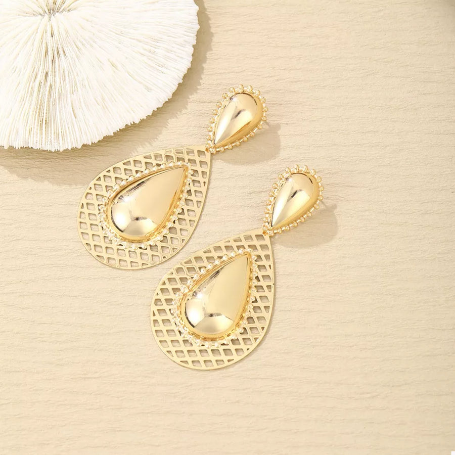 18K Gold-Plated, Iron, Silver-plated Care instructions: Avoid wearing during exe earrings in Silver with teardrop silhouette