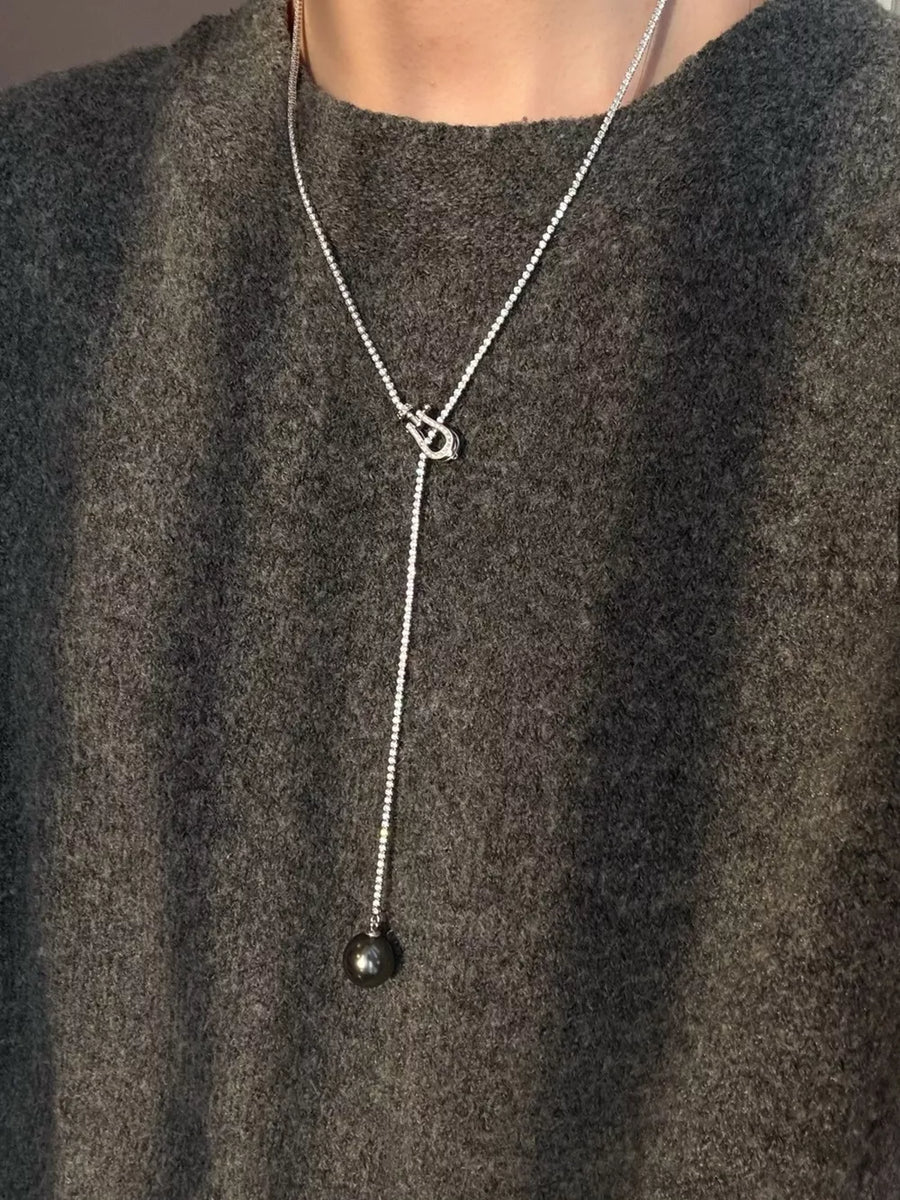 Dark gray pearl drop Y-necklace with adjustable clasp and crystal chain
