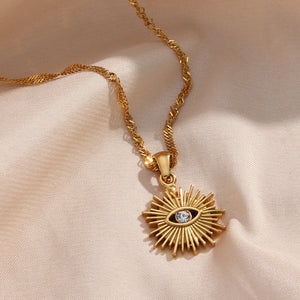 gold with necklace with 18K gold-plated 7