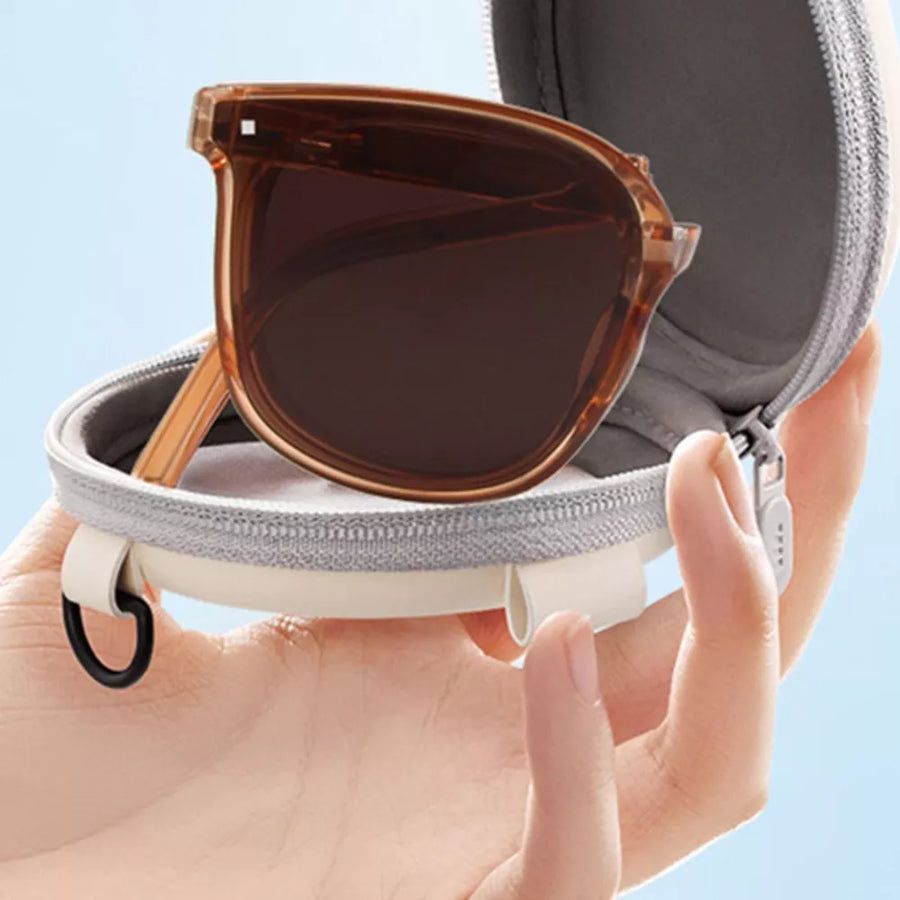 PC Frame material: Polycarbonate Lens material: Polycarbonate Temple material: P sunglasses in Black with oversized