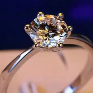 925 sterling silver,Moissanite Carat weight: 5ct Care instructions: Avoid wearin ring in Silver with fitted silhouette