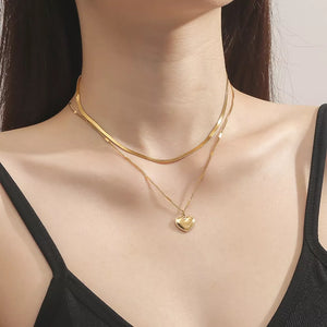 necklace in gold featuring double layered and layered fit