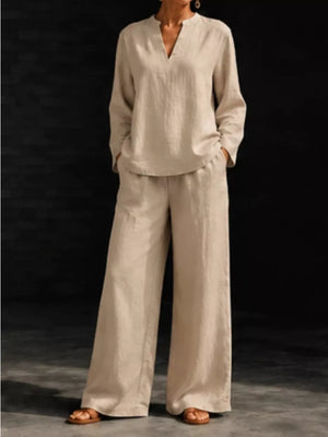 blouse in Khaki with v-neck and long sleeve