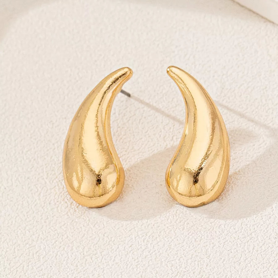 18K Gold-Plated, Alloy, Silver-plated Care instructions: Avoid wearing during ex earrings in Silver with curved teardrop