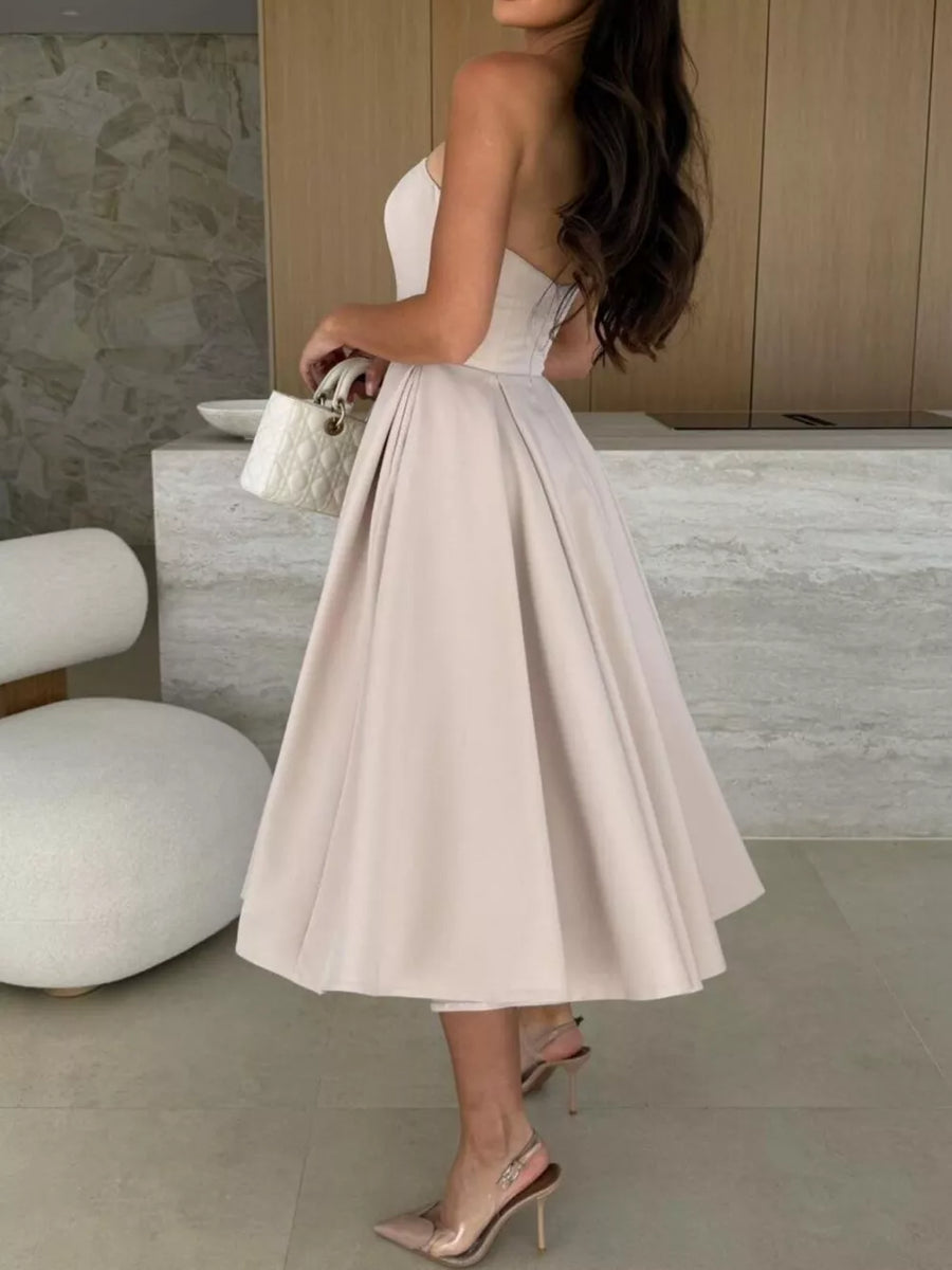 95%cotton, 5%spandex Care instructions: Machine wash cold A-line dress in Fuchsia Pink with A-line silhouette