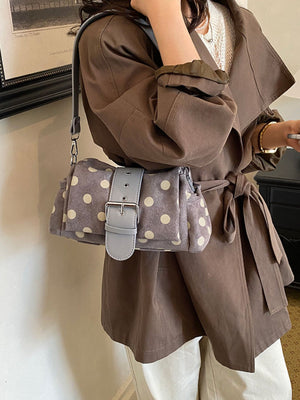 shoulder bag in cream